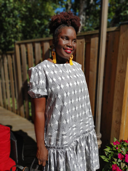 Black & White Abstract Print Drop-Waisted Midi Dress