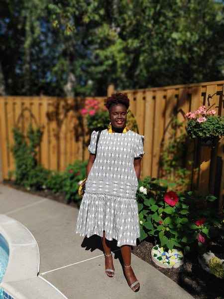 Black & White Abstract Print Drop-Waisted Midi Dress