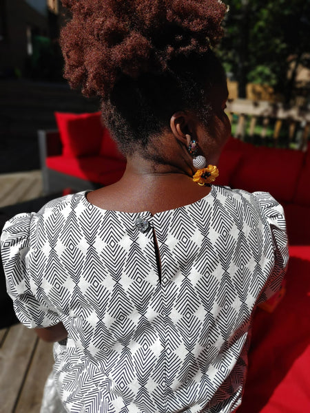 Black & White Abstract Print Drop-Waisted Midi Dress