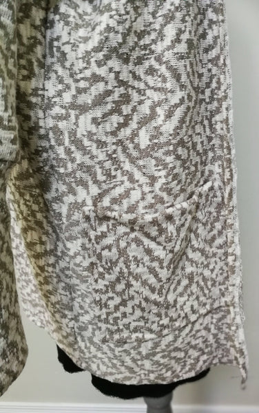 LOL Cardigan - Beige and Grey
